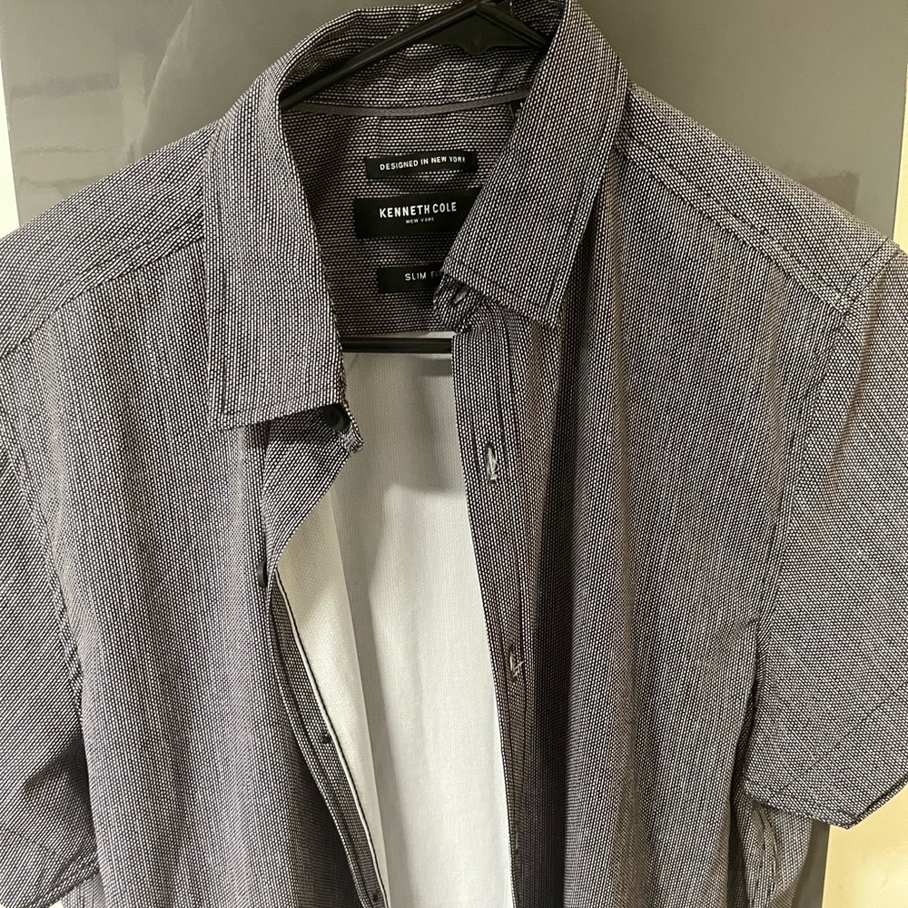 Short sleeved button down kenneth cole